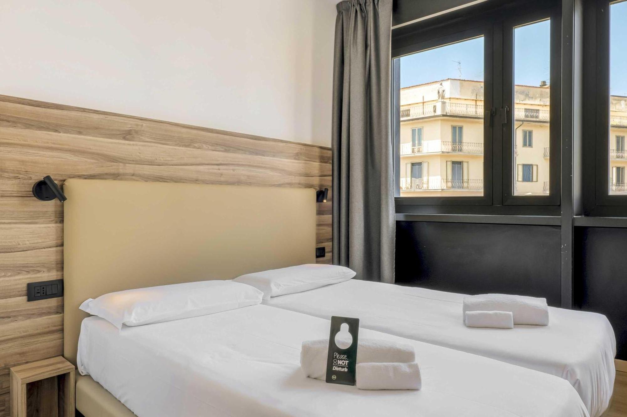 B&B Hotel Prato City Center Exteriör bild